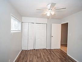 Immerse Yourself in The Charm and Comfort of This Stunning 3bed in Indianapolis, IN (Photo 4 of 6)