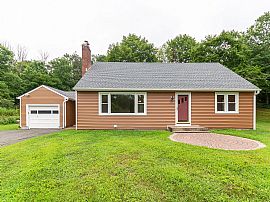 9 Enoch Dr, Woodbridge, Ct 06525 in Woodbridge, CT