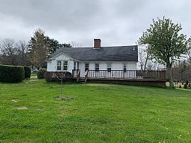 257 Wylie School Rd, Voluntown, Ct 06384 in Voluntown, CT