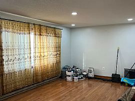 48 Twining St, Plainville, Ct 06062 in Plainville, CT (Photo 6 of 11)