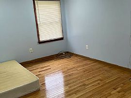 48 Twining St, Plainville, Ct 06062 in Plainville, CT (Photo 8 of 11)