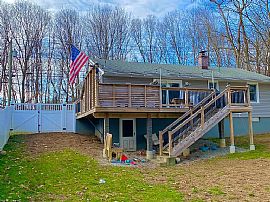 179 Coram Rd, Shelton, Ct 06484 in Shelton, CT (Photo 10 of 10)