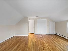 15 Barholm Ave, Stamford, Ct 06907 in Stamford, CT (Photo 8 of 11)