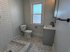 70 Clarkson St, Bridgeport, Ct 06605 in Bridgeport, CT (Photo 8 of 12)