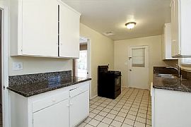 Affordable 3bedroom and 2bathroom  in Riverside, CA (Photo 5 of 12)