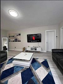 Fully Furnished Studio For Rent in Miami, FL