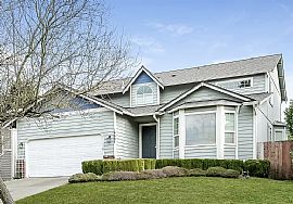 Available Now For Immediate Move In in Puyallup, WA (Photo 2 of 9)