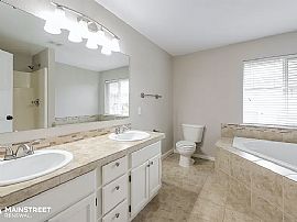 Available Now For Immediate Move In in Puyallup, WA (Photo 6 of 9)