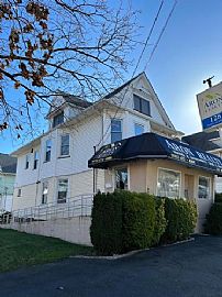 Lovely Home For Rent in Passaic, NJ