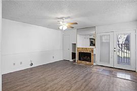 1bedroom 1bathroom  in Dallas, TX (Photo 2 of 12)