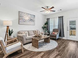 Spacious Houses For Rent in Conroe, TX (Photo 4 of 10)