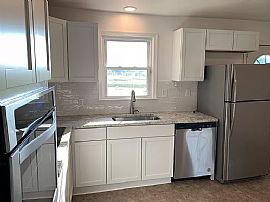 Charming 3 Bedroom , 1 Bathroom For Rent  in Dover, DE (Photo 9 of 12)