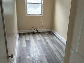 Beautiful Townhouse in Wilmington, DE (Photo 10 of 10)