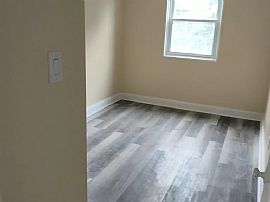 Beautiful Townhouse in Wilmington, DE (Photo 7 of 10)