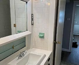 Apartment For Rent 37 Longfellow Ter, # 3, Providence, Ri 02907 in Providence, RI (Photo 2 of 11)