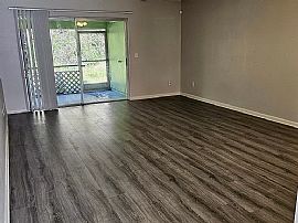 Apartment For Rent 7081 Balboa Dr, Orlando, Fl 32818 in Orlando, FL (Photo 8 of 10)