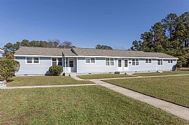 2 Bedroom in Jacksonville, NC (Photo 11 of 12)