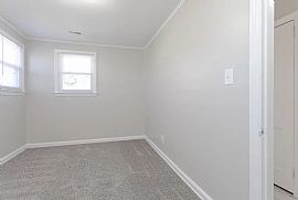 2 Bedroom in Jacksonville, NC (Photo 5 of 12)