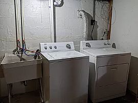 Charming 2bedroom and 1bathroom in Cincinnati, OH (Photo 11 of 12)