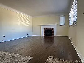 Affordable 4bedroom 2bathroom in Cincinnati, OH (Photo 11 of 12)