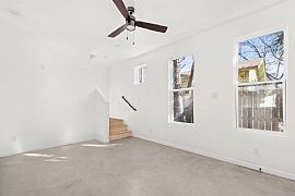 Newly Built 2 Bedroom Townhouse in San Antonio, TX (Photo 4 of 9)