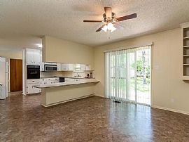 House For Rent 11 Diana Dr, Little Rock, in Little Rock, AR (Photo 5 of 10)