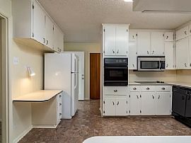 House For Rent 11 Diana Dr, Little Rock, in Little Rock, AR (Photo 8 of 10)