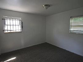 3 Bedroom 1 Bathroom  in Detroit, MI (Photo 6 of 9)