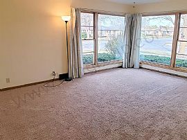 2131 23rd St, Kenosha, Wi 53140 in Kenosha, WI (Photo 2 of 5)