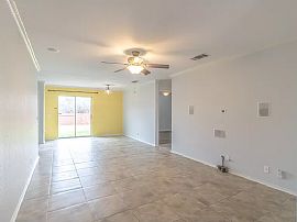 2 Bedroom 1 Bathroom  in Austin, TX (Photo 10 of 12)