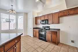 3 Bedroom 2 Bath in Mesa, AZ (Photo 3 of 12)