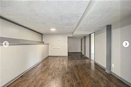 Charming 2 Bedroom Home in Kansas City, KS (Photo 2 of 12)