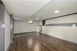 Charming 2 Bedroom Home in Kansas City, KS (Photo 3 of 12)