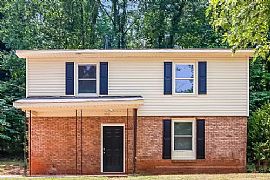 Apply and Get Approved to Lease This Home By February 29, 2024 in Charlotte, NC