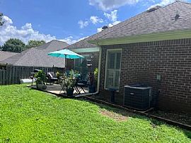 816 Greystone Highlands Dr, Birmingham, Al 35242 in Birmingham, AL