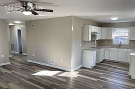 329 13th Ave Nw, Birmingham, Al 35215 in Birmingham, AL (Photo 2 of 9)