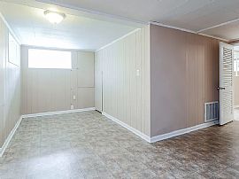 1244 Skyline Dr, Birmingham, Al 35214 in Birmingham, AL (Photo 11 of 12)