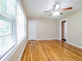 1244 Skyline Dr, Birmingham, Al 35214 in Birmingham, AL (Photo 5 of 12)