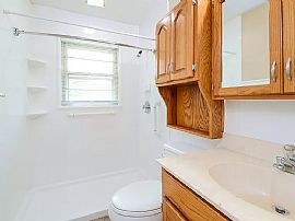 1244 Skyline Dr, Birmingham, Al 35214 in Birmingham, AL (Photo 9 of 12)