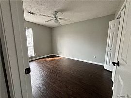 8425 English Oak Loop, Montgomery, Al 36117 in Montgomery, AL (Photo 7 of 11)