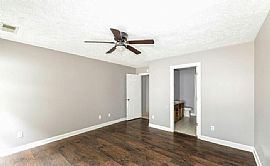 Quiet, Clean and Peaceful Home in Jackson, TN (Photo 7 of 9)