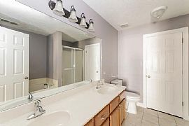 Quiet, Clean and Peaceful Home in Jackson, TN (Photo 8 of 9)