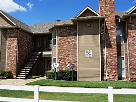 2 Bed Apartment For Rent  in Garland, TX (Photo 4 of 6)