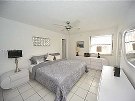 House For Rent 495 W Park Dr Apt 203, Miami, Fl 33172 in Miami, FL (Photo 10 of 12)