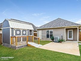 207 Moss Stone Ln, Calera, Al 35040 in Calera, AL (Photo 2 of 12)