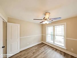 207 Moss Stone Ln, Calera, Al 35040 in Calera, AL (Photo 6 of 12)