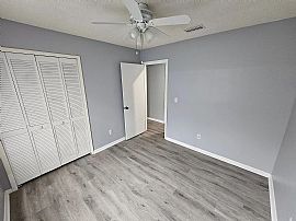 1666 Ashwood Cir, Middleburg, Fl 32068 in Middleburg, FL (Photo 7 of 12)