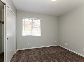 21635 N 29th Dr, Phoenix, Az 85027 in Phoenix, AZ (Photo 9 of 12)