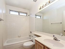 19819 N 36th Dr, Glendale, Az 85308 in Glendale, AZ (Photo 10 of 12)