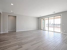 638 S 174th Ln, Goodyear, Az 85338 in Goodyear, AZ (Photo 4 of 12)